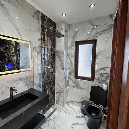 дияна Apartment