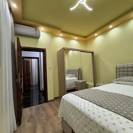 дияна Apartment *